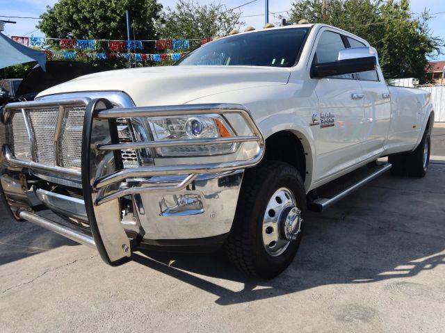 2016 Ram 3500 Laramie 4WD photo