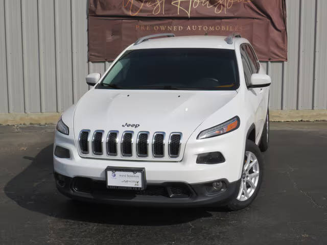 2016 Jeep Cherokee Latitude FWD photo