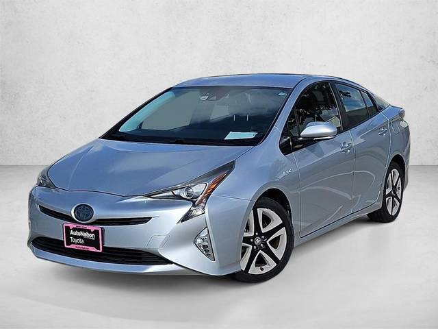 2016 Toyota Prius Three Touring FWD photo