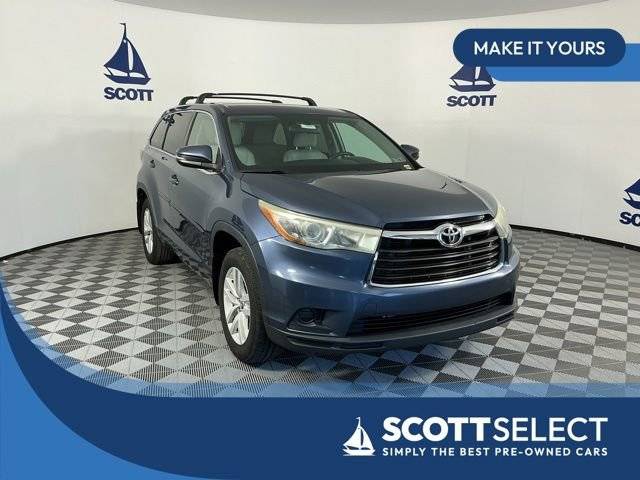 2016 Toyota Highlander LE AWD photo