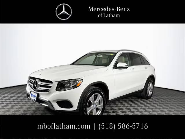 2016 Mercedes-Benz GLC-Class GLC 300 AWD photo
