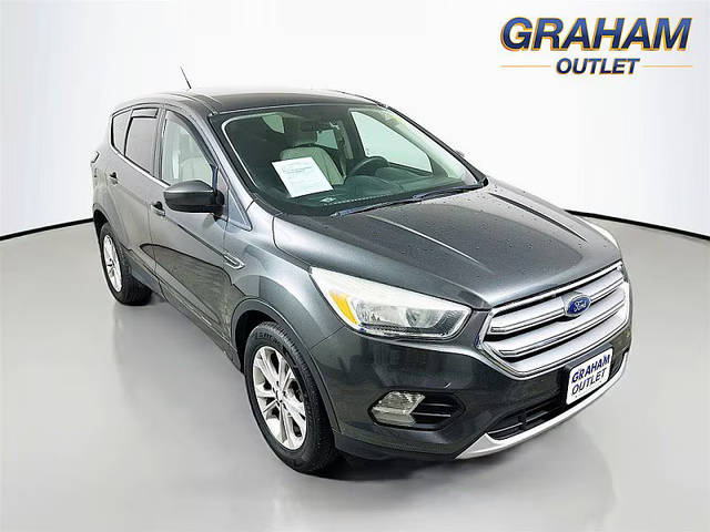 2017 Ford Escape SE FWD photo