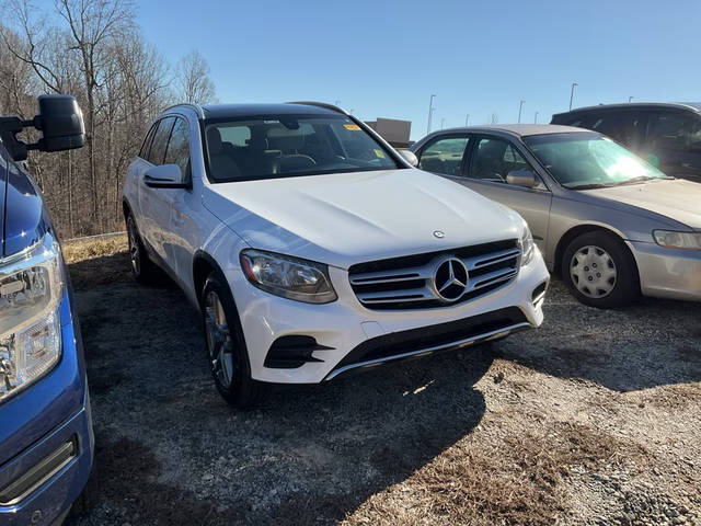 2016 Mercedes-Benz GLC-Class GLC 300 RWD photo