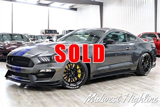 2016 Ford Mustang Shelby GT350 RWD photo
