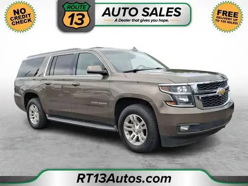 2016 Chevrolet Suburban LT 4WD photo