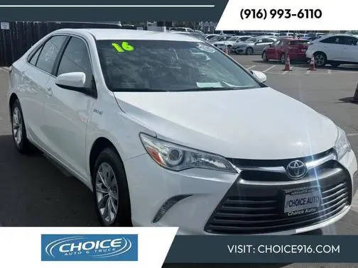 2016 Toyota Camry LE FWD photo