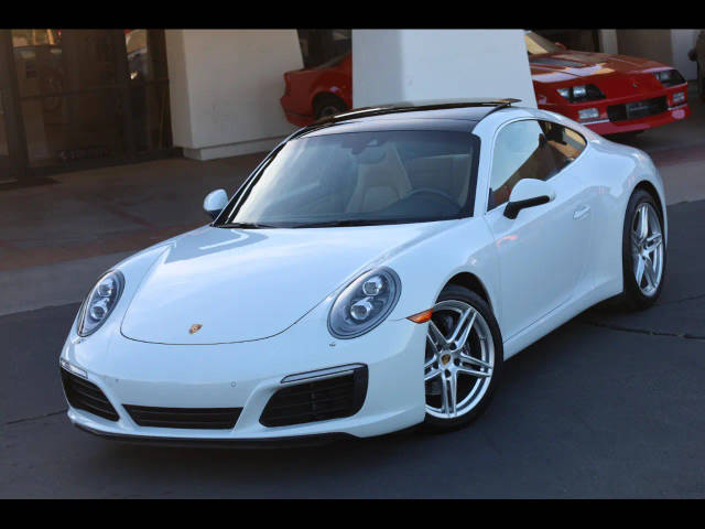 2017 Porsche 911 Carrera RWD photo