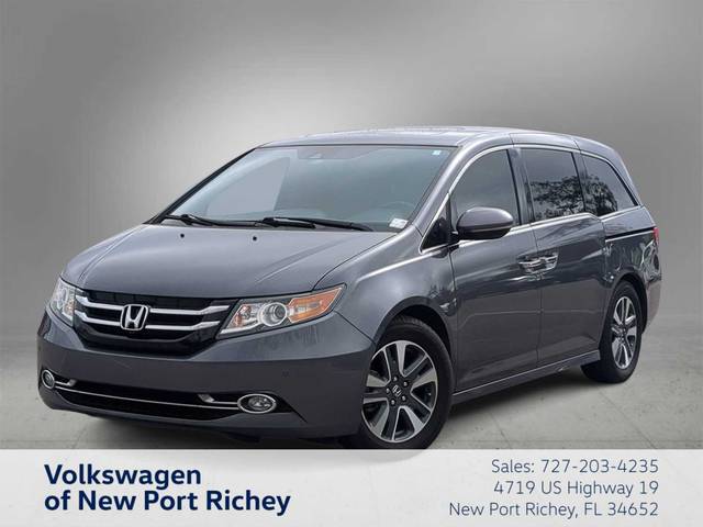 2016 Honda Odyssey Touring FWD photo