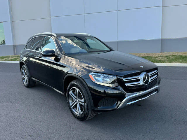 2016 Mercedes-Benz GLC-Class GLC 300 RWD photo