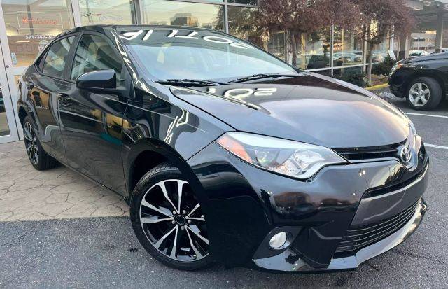 2016 Toyota Corolla LE Plus FWD photo