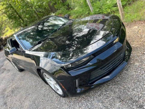 2016 Chevrolet Camaro 1LT RWD photo