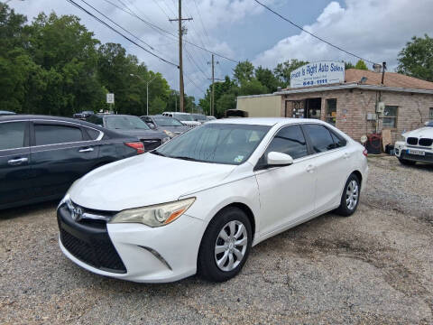 2016 Toyota Camry LE FWD photo