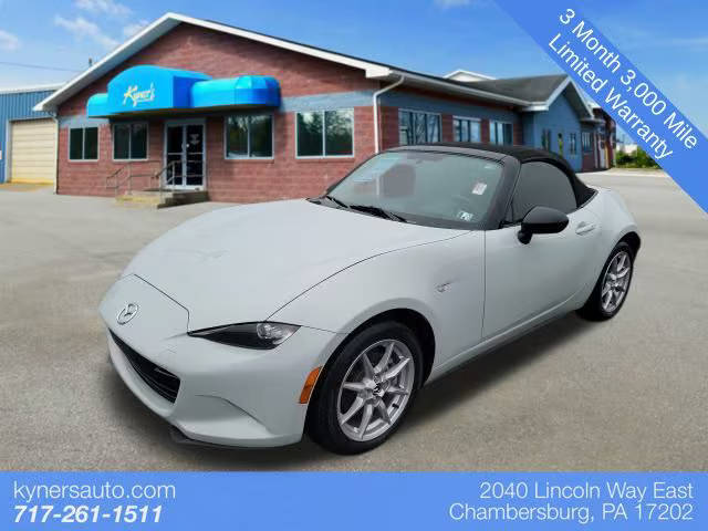 2016 Mazda MX-5 Miata Sport RWD photo