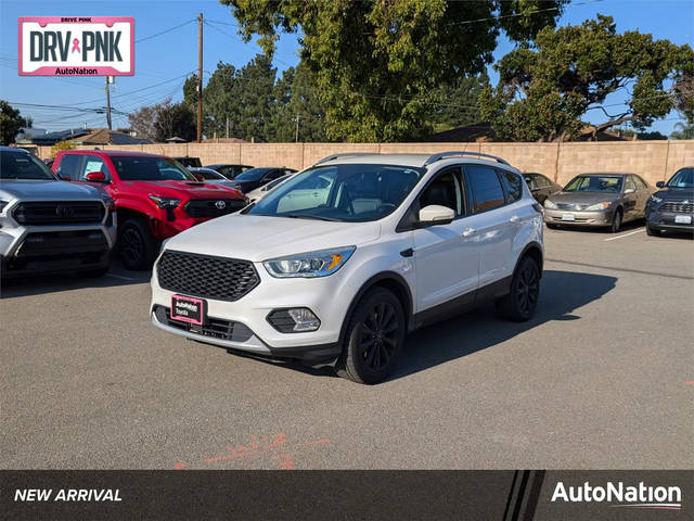 2017 Ford Escape Titanium 4WD photo