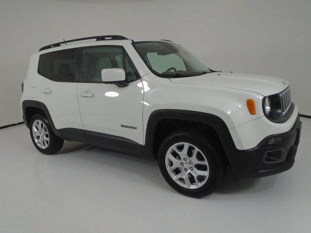2016 Jeep Renegade Latitude 4WD photo