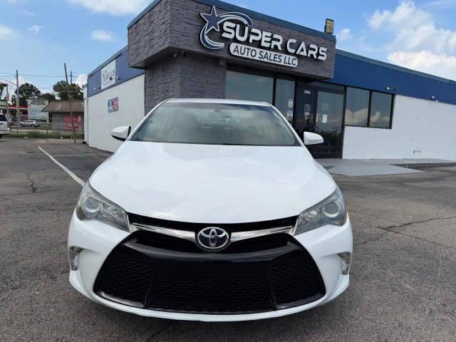 2016 Toyota Camry SE FWD photo