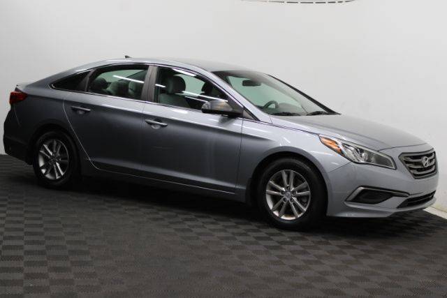 2016 Hyundai Sonata 2.4L FWD photo