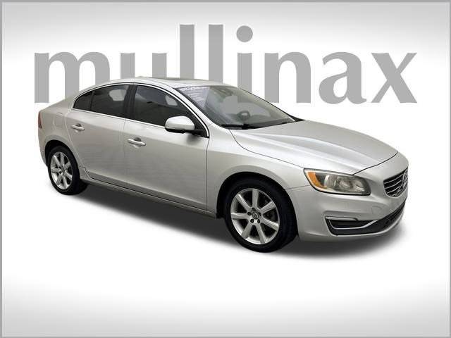 2016 Volvo S60 T5 Drive-E Premier FWD photo