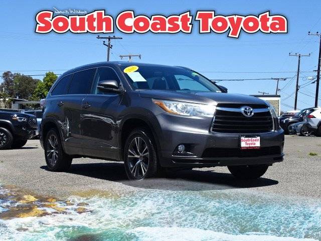 2016 Toyota Highlander XLE FWD photo