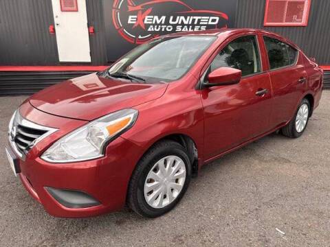 2016 Nissan Versa S Plus FWD photo