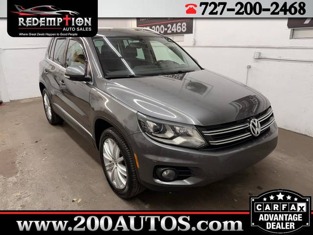 2016 Volkswagen Tiguan R-Line FWD photo