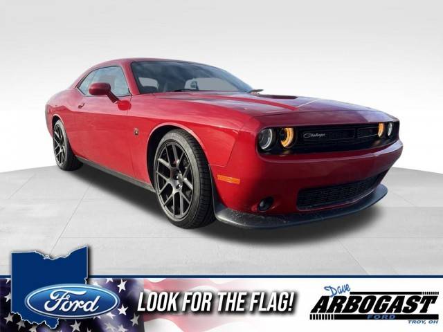 2016 Dodge Challenger 392 Hemi Scat Pack Shaker RWD photo