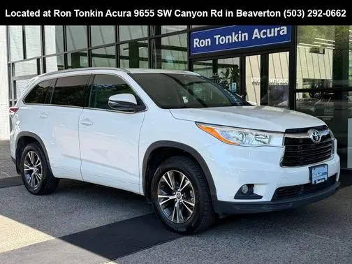 2016 Toyota Highlander XLE AWD photo