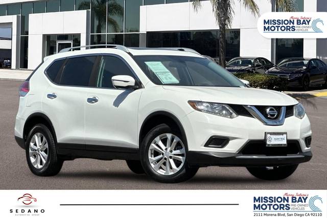 2016 Nissan Rogue SV FWD photo