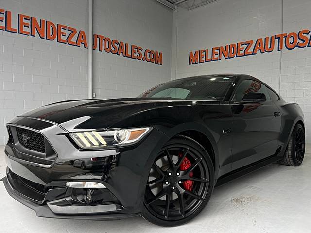 2016 Ford Mustang GT Premium RWD photo