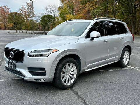 2016 Volvo XC90 T6 Momentum AWD photo