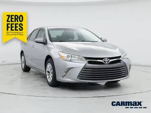 2016 Toyota Camry LE FWD photo