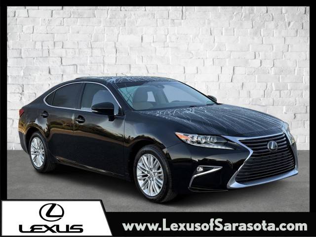 2016 Lexus ES FWD photo