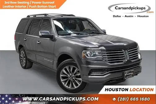 2016 Lincoln Navigator Select RWD photo