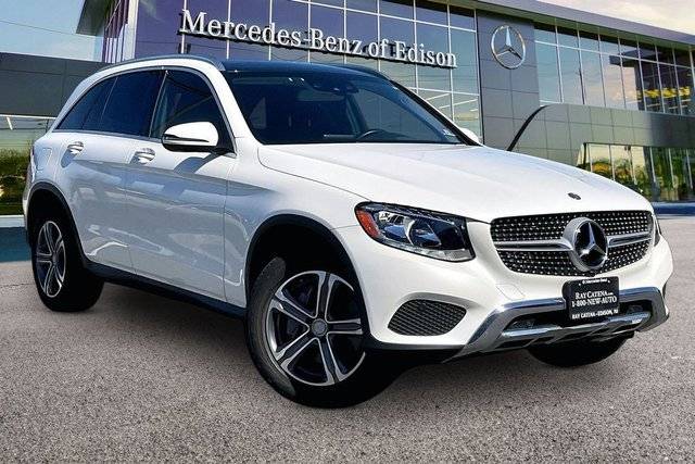 2016 Mercedes-Benz GLC-Class GLC 300 AWD photo