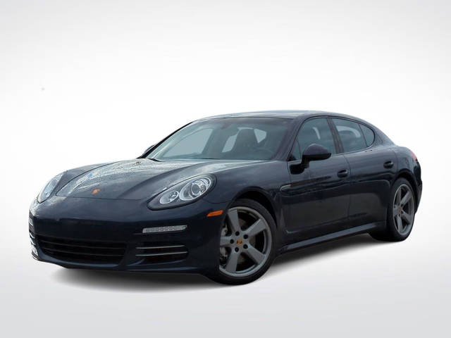 2016 Porsche Panamera 4S AWD photo