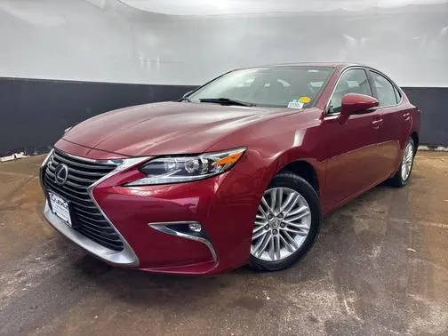 2016 Lexus ES  FWD photo