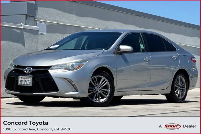 2015 Toyota Camry SE FWD photo