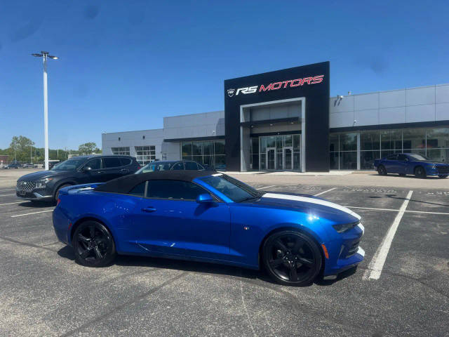 2016 Chevrolet Camaro 1LT RWD photo