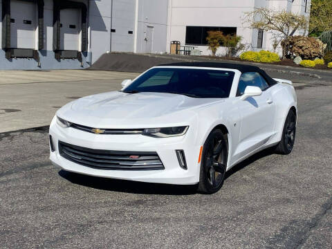 2016 Chevrolet Camaro 2LT RWD photo