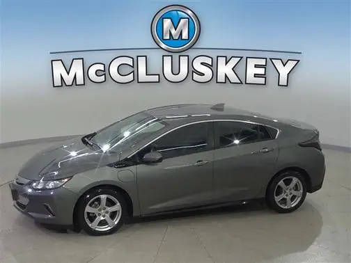 2017 Chevrolet Volt LT FWD photo