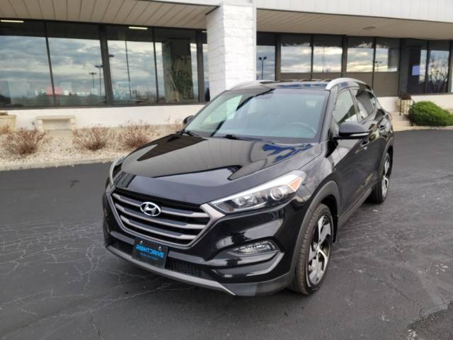 2016 Hyundai Tucson Sport AWD photo