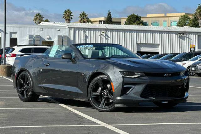 2016 Chevrolet Camaro 2SS RWD photo