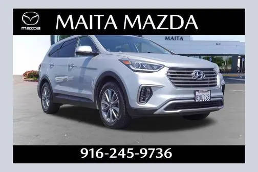 2017 Hyundai Santa Fe SE FWD photo