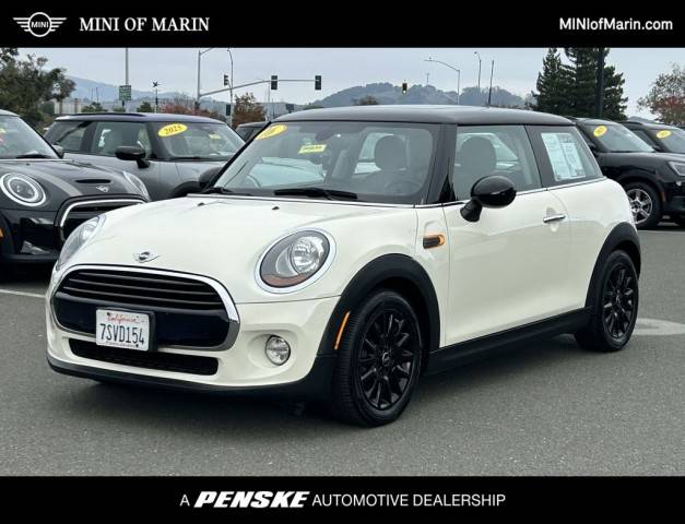 2016 MINI Hardtop 2 Door  FWD photo