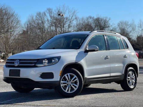 2016 Volkswagen Tiguan S FWD photo