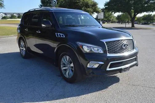 2016 Infiniti QX80 RWD photo