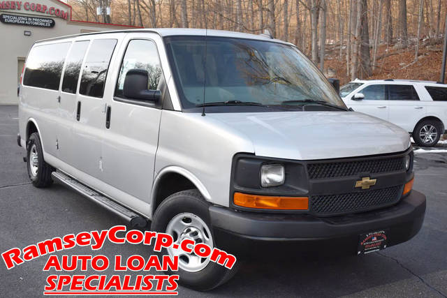 2016 Chevrolet Express LS RWD photo