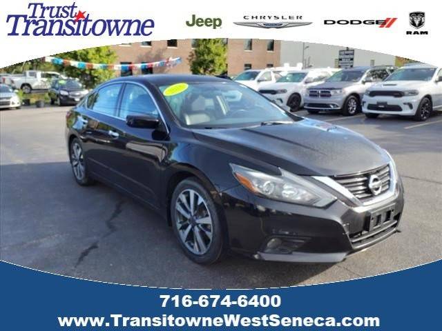 2016 Nissan Altima 2.5 SR FWD photo