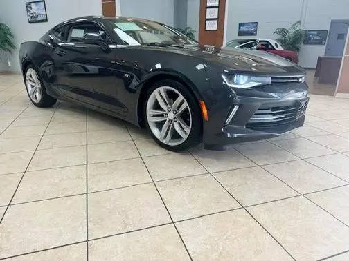 2016 Chevrolet Camaro 2LT RWD photo