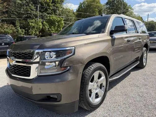 2016 Chevrolet Suburban LT 4WD photo